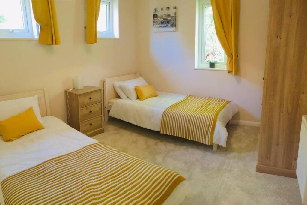 Private 1St Floor Apartment - Perfect For Port Of Dover, Eurotunnel And Short Stays Экстерьер фото