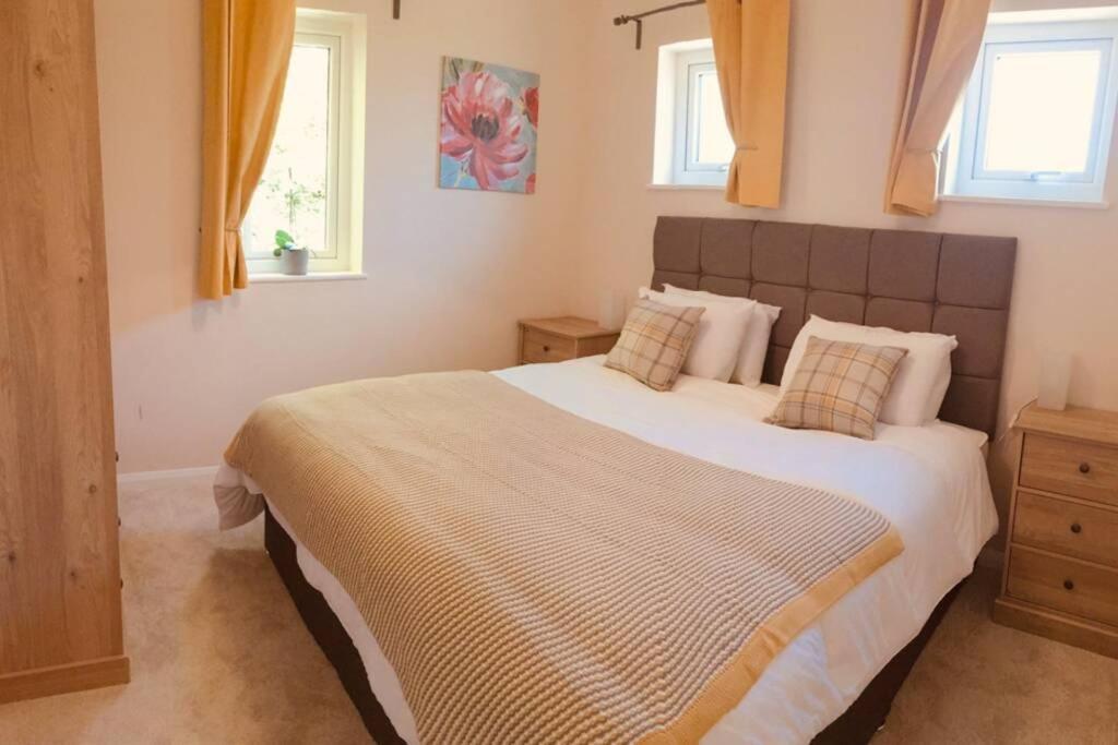 Private 1St Floor Apartment - Perfect For Port Of Dover, Eurotunnel And Short Stays Экстерьер фото